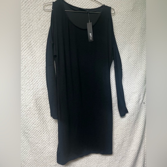 Apt. 9 Dresses & Skirts - Apt. 9 Dress Black Long Sleeve Open Shoulder Scoop Neck Medium NWT